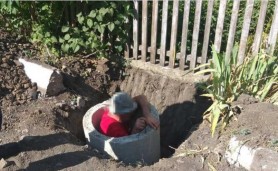Fălești // Angajații IGSU au salvat un bărbat blocat într-un cilindru de beton